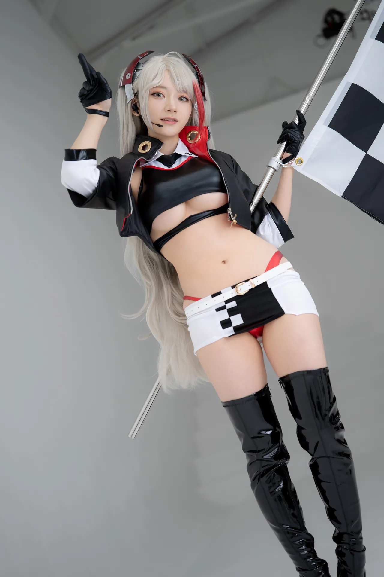 尊みを感じて桜井 Prinz Eugen-erohere7.webp